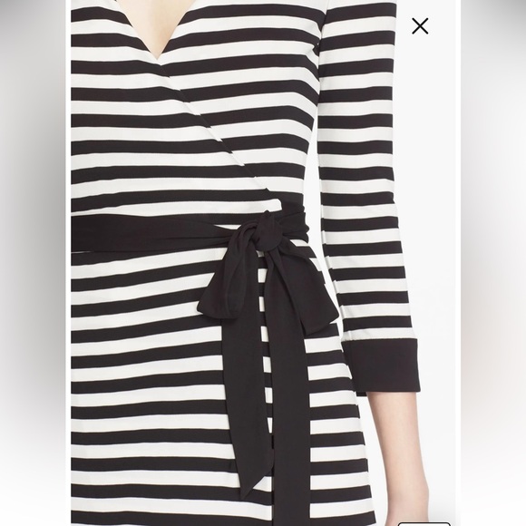 NWT DVF Diane Von Furstenberg Julian Two wrap dress black and white stri… - Picture 7 of 10